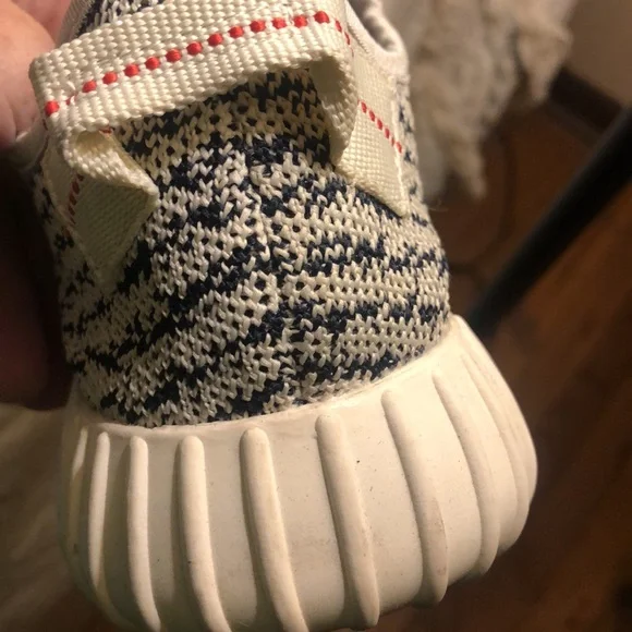 Adidas sneakers - Picture 3 of 6